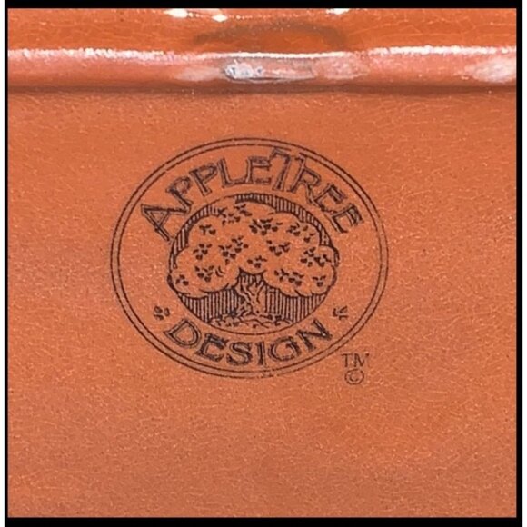 Apple-Themed Ceramic Serving Platter With Handles - Picture 5 of 11